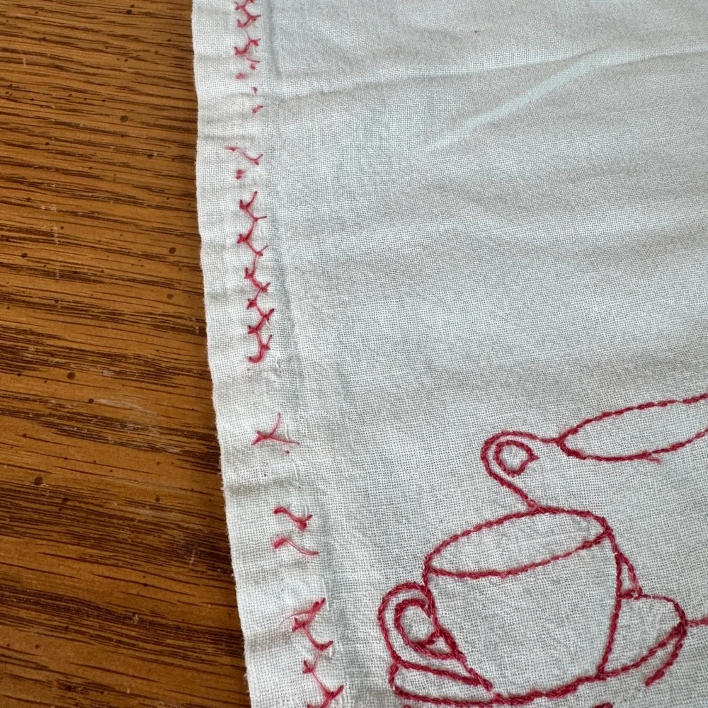 Vintage‎ Redwork Hand Embroidered Tea Towel China Teacup Teapot White Cotton